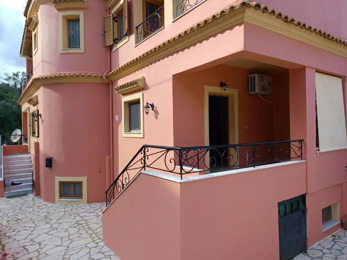 Turla'S Apartment Dassia  Esterno foto